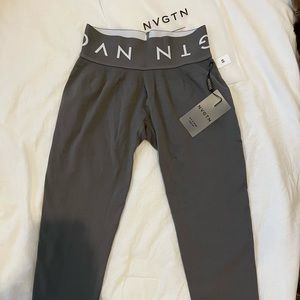 NVGTN Charcoal Sport Seamless Legging - size small